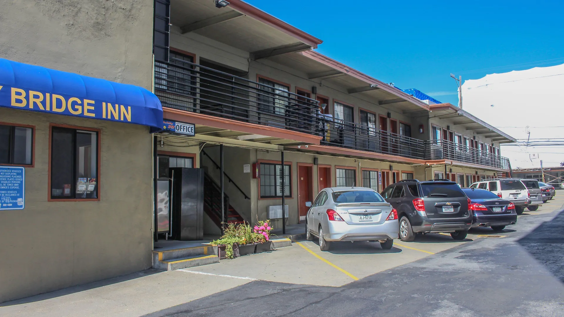 9 Central Hotels Near SF Maritime Historical Park Worth Booking