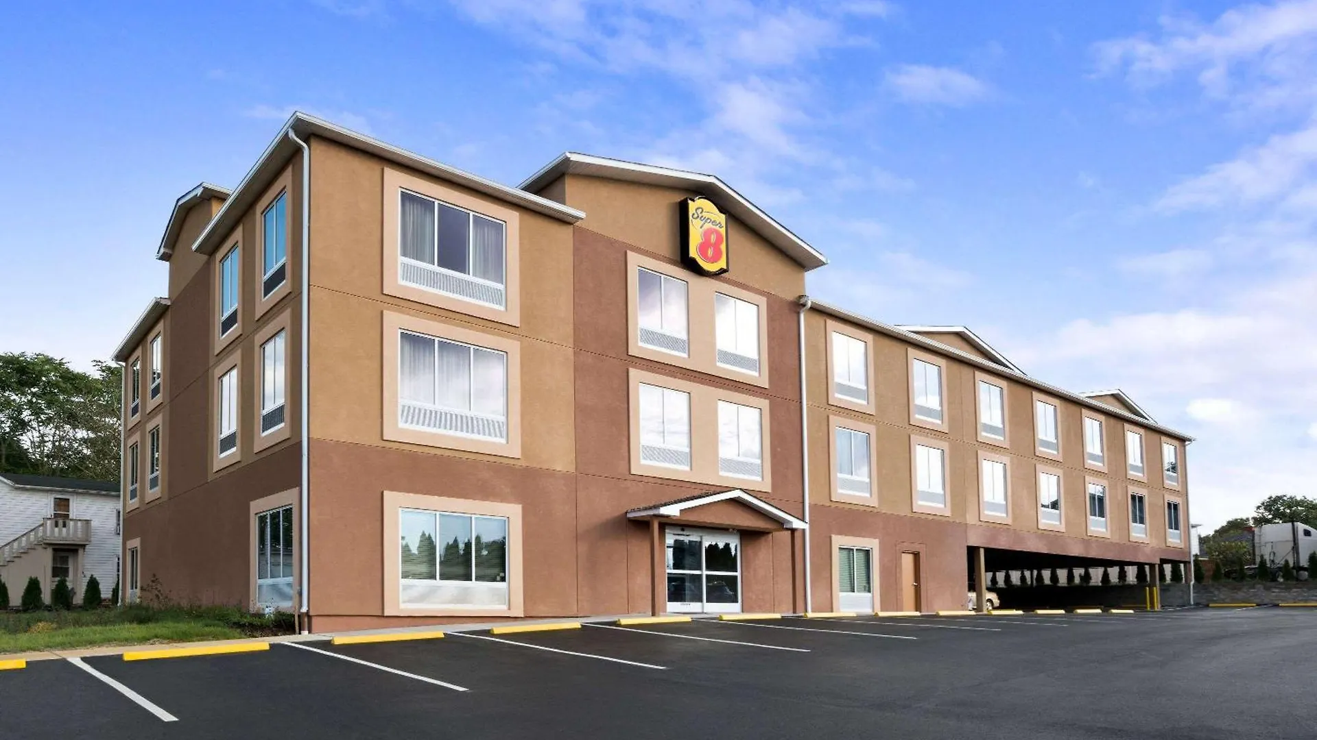 6 Business Hotels Near Zoo America Worth Booking in Hershey