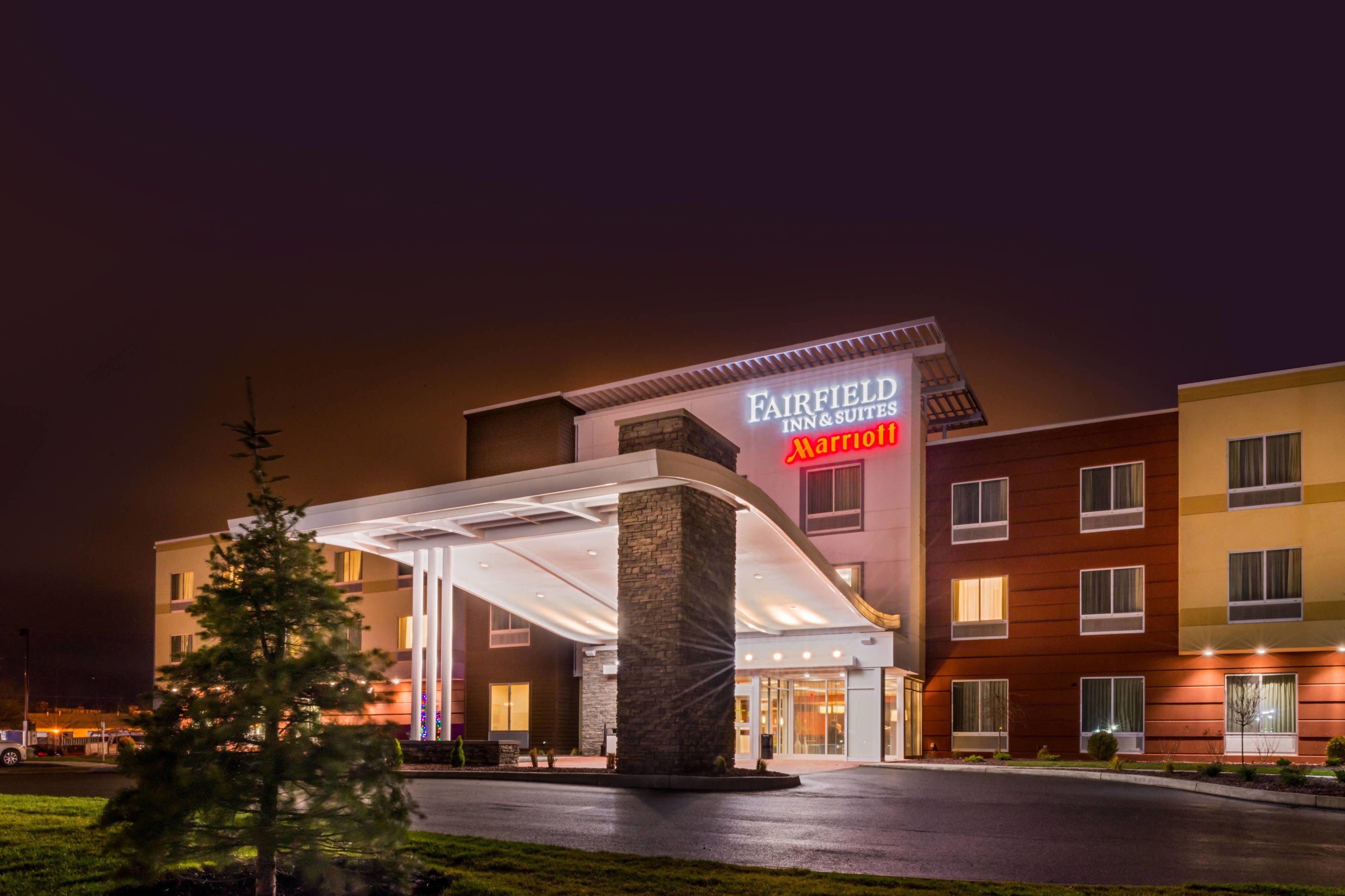 5 Business Hotels Near Donovan Stadium Utica for Work Trips