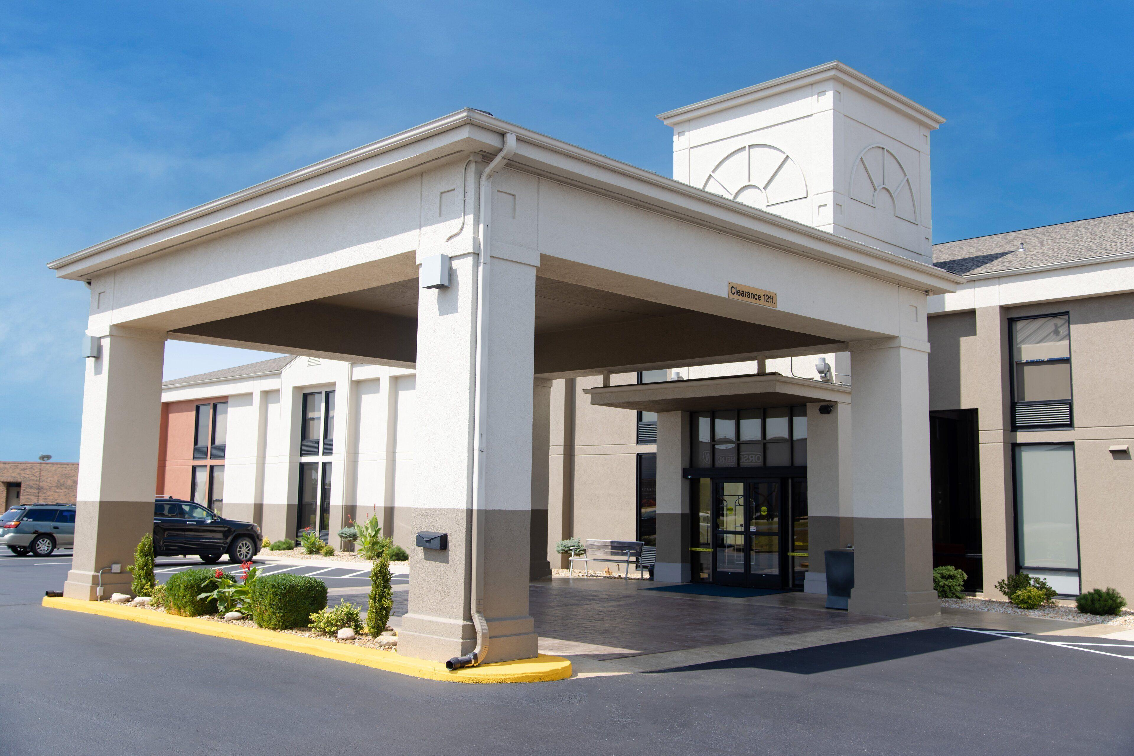4 Top-Rated Holiday Inn Express Hotels in the Ozarks